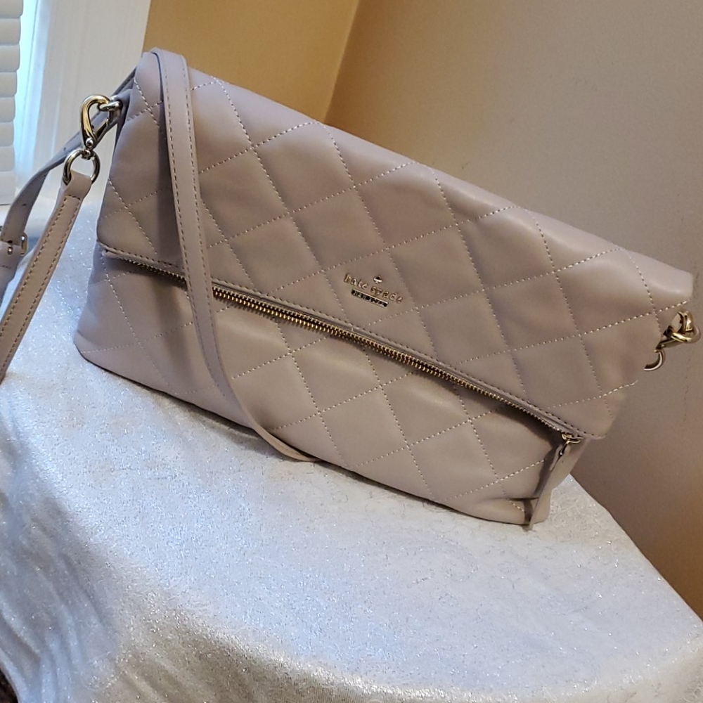 Kate Spade Carson putty colored leather bag